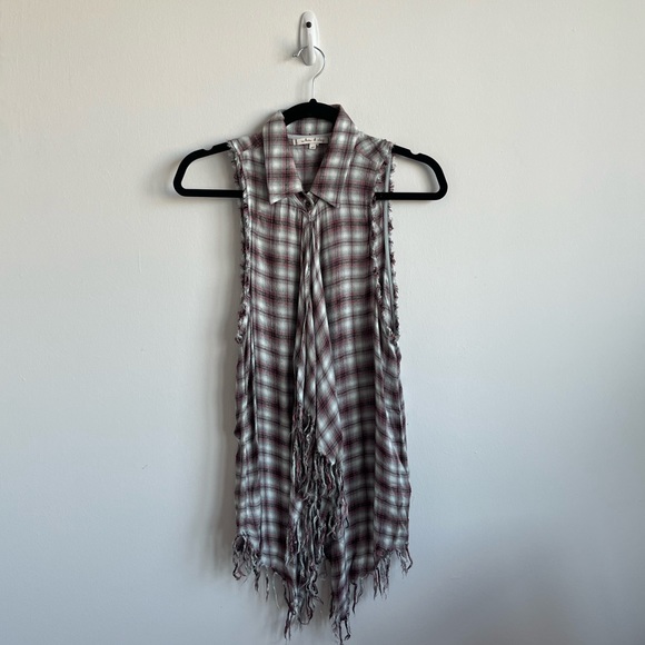 Anthropologie Willow & Clay Plaid Sleeveless Fringe Vest - Picture 5 of 15